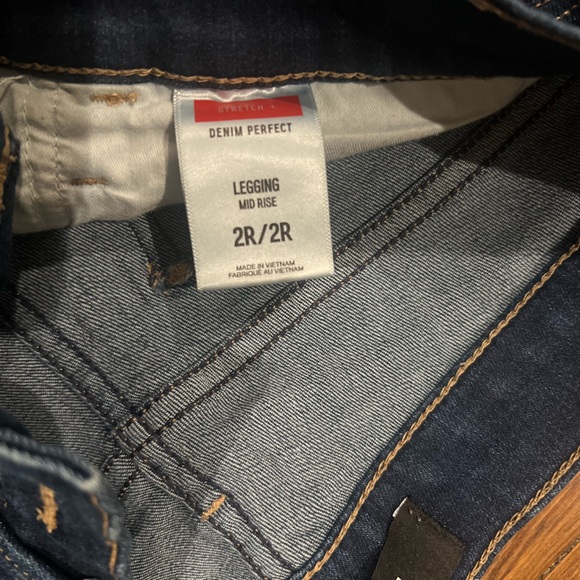 Express • Denim Perfect Mid Rise - Picture 3 of 5